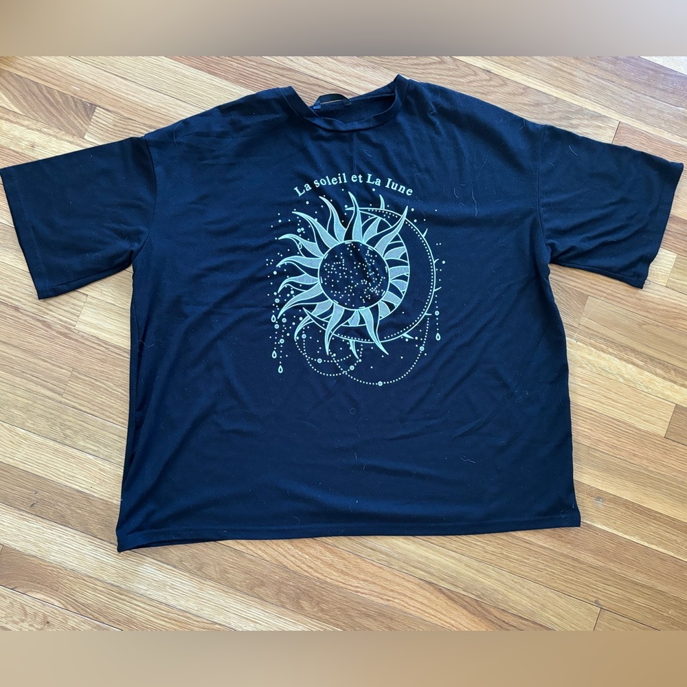 Oversized sun T shirt